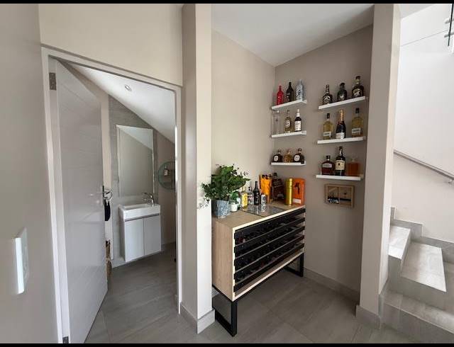 4 BEDROOM PROPERTY TO RENT IN BRYANSTON